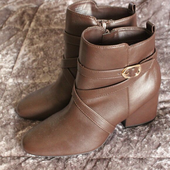 Kelly & Katie Brown Ankle Boots with Gold Side Buckle - Picture 3 of 16